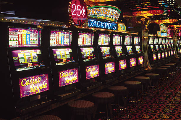 mineraltoto Quickspin mobile app interface showing fast login and game selection